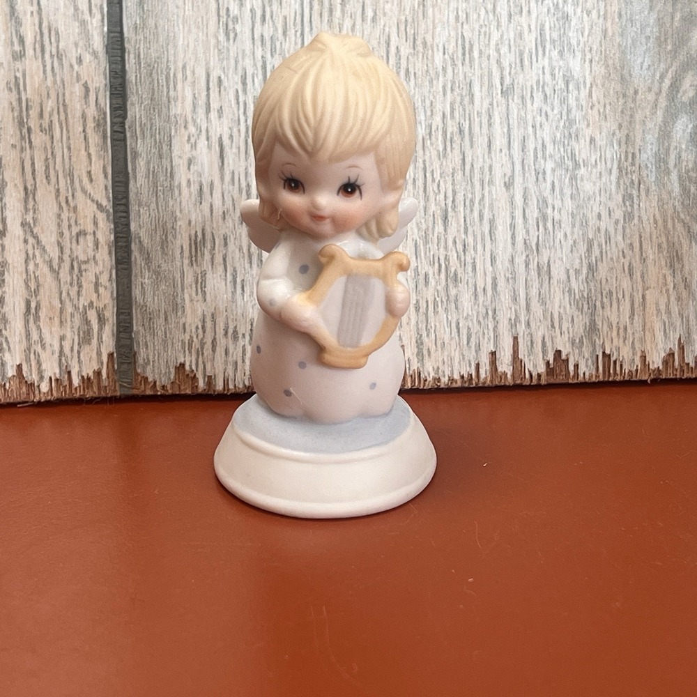 Vintage Angel With A Harp Lefton Christopher Collection 2.75" Figurine 03426